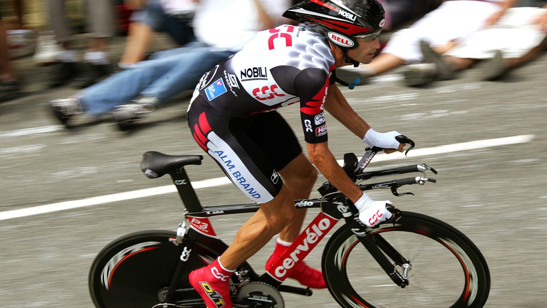 英超争冠之夜，三笘薰表现堪称教科书，他用最东方的智慧，踢最现代的足球