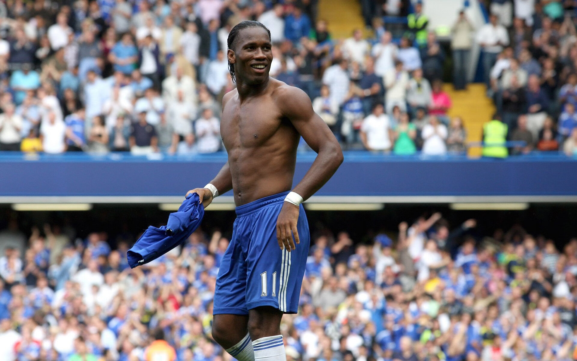 当红蓝魂在加时燃烧,巴萨的东方淬火与莫德里奇的数字王权