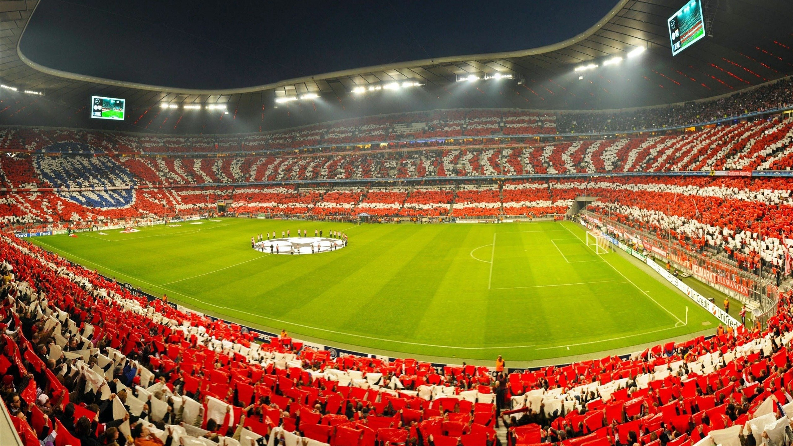 厄瓜多尔击溃那不勒斯，萨内关键节点连续得分，足球世界的暗流与明浪